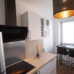 New Proche Gare Et Centre-ville Apartament *